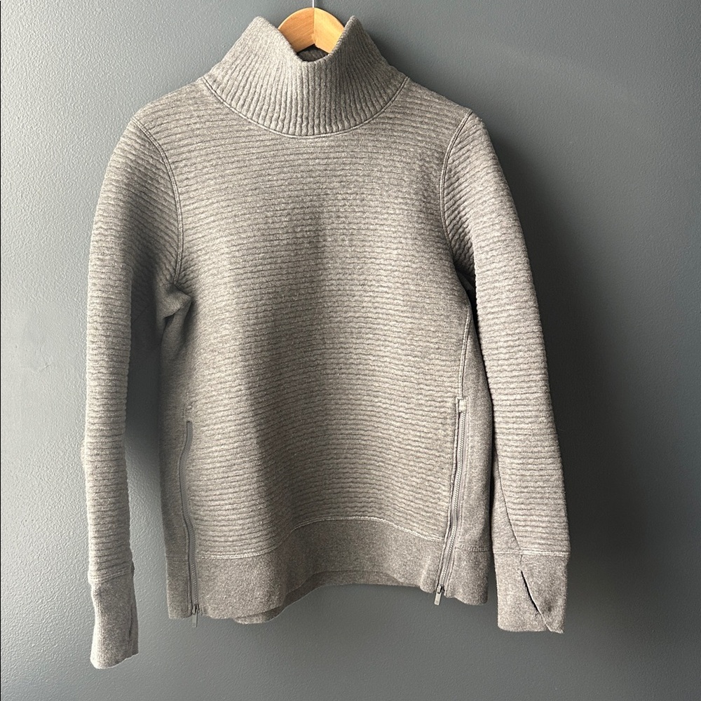 🩶 ALL IN MOTION women’s sweatshirt mock turtleneck size medium charcoal gray EUC
